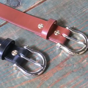 shackle buckle belt10